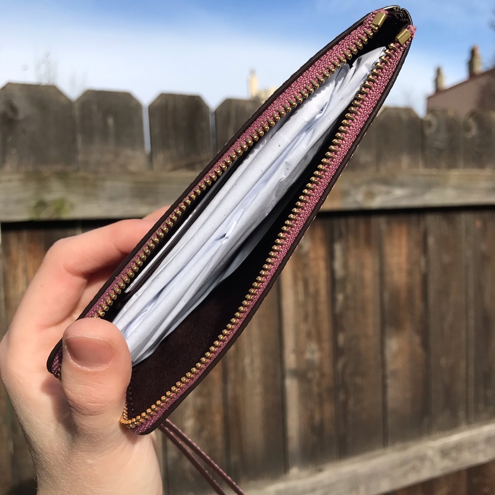 NWT - Coach Wristlet Wallet - Picture 6 of 10